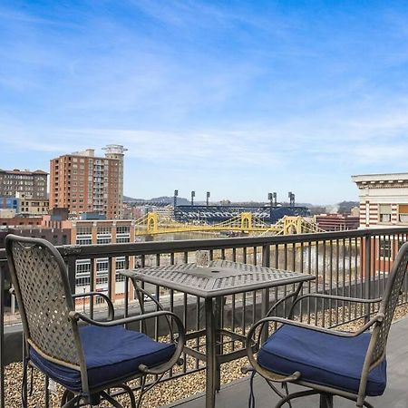 Charming Downtown Escape With Easy Access Appartement Pittsburgh Buitenkant foto